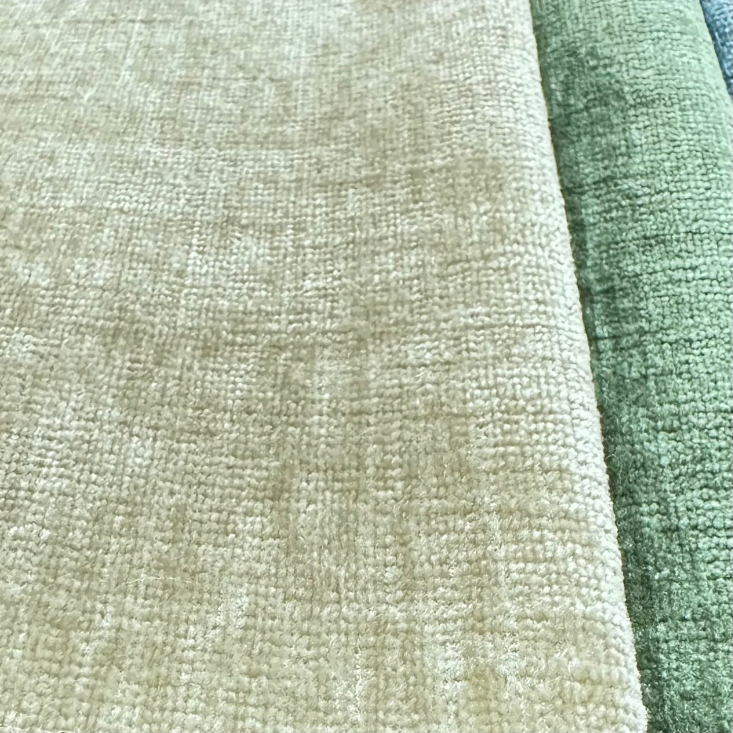 Material plușat cu reflexii, Reflect WR 14, nuanță perlată, verde teal - "ou de rață"