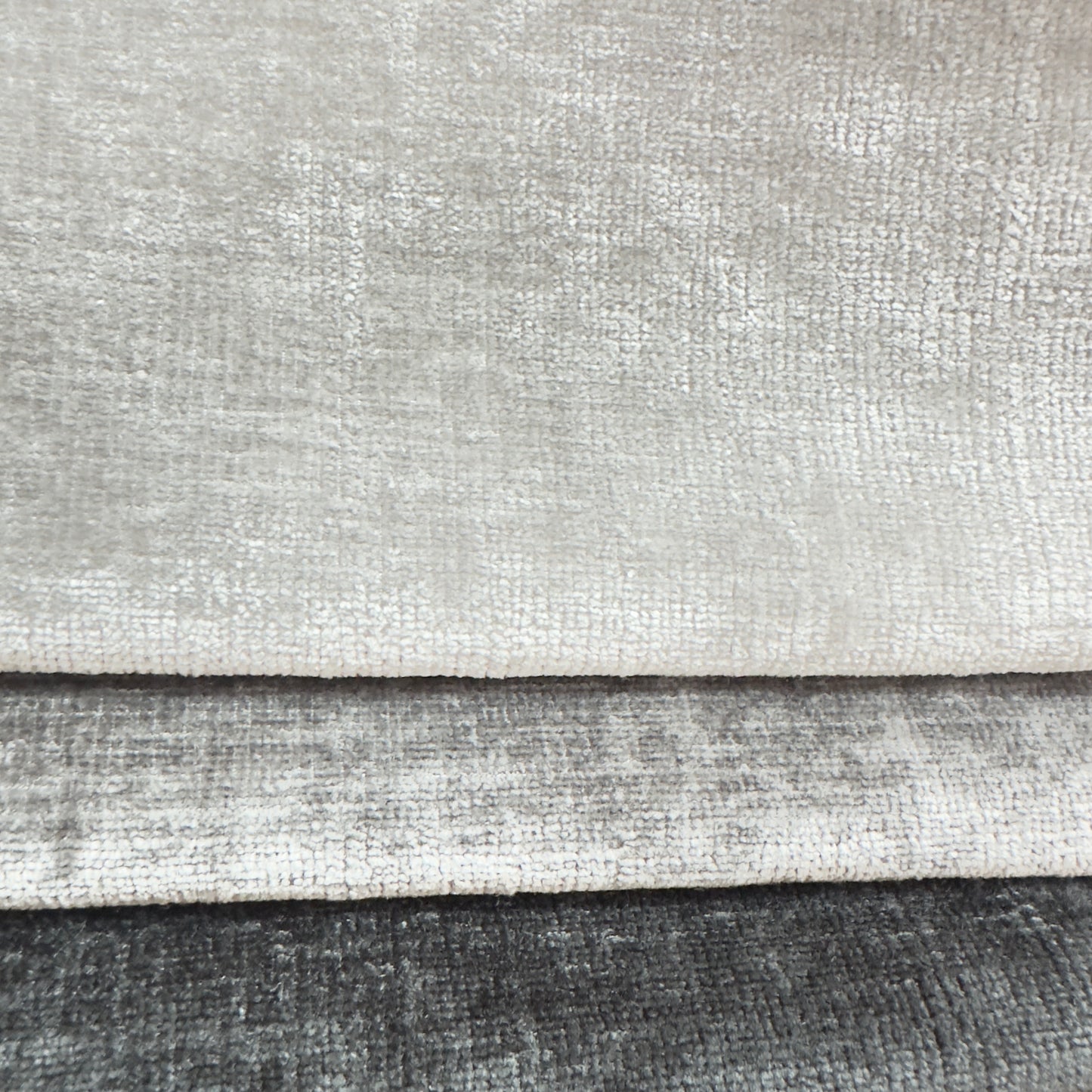 Material plușat cu reflexii, Reflect WR 20, nuanță perlată, gri metalic