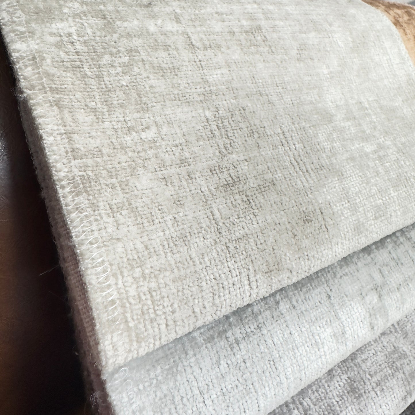 Material plușat cu reflexii, Reflect WR 04, nuanță perlată, nuanță bej