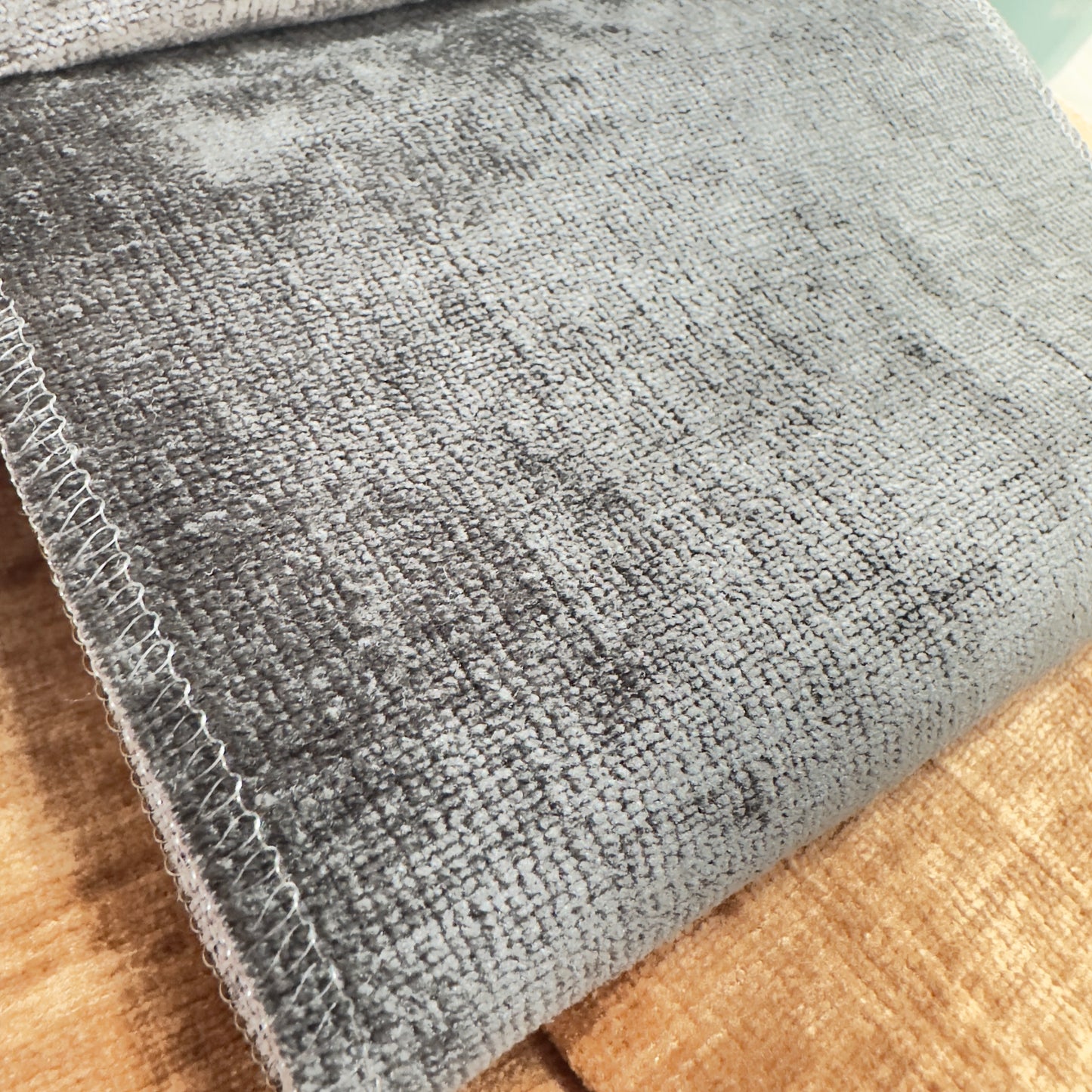 Material plușat cu reflexii, Reflect WR 22, nuanță perlată, negru onyx