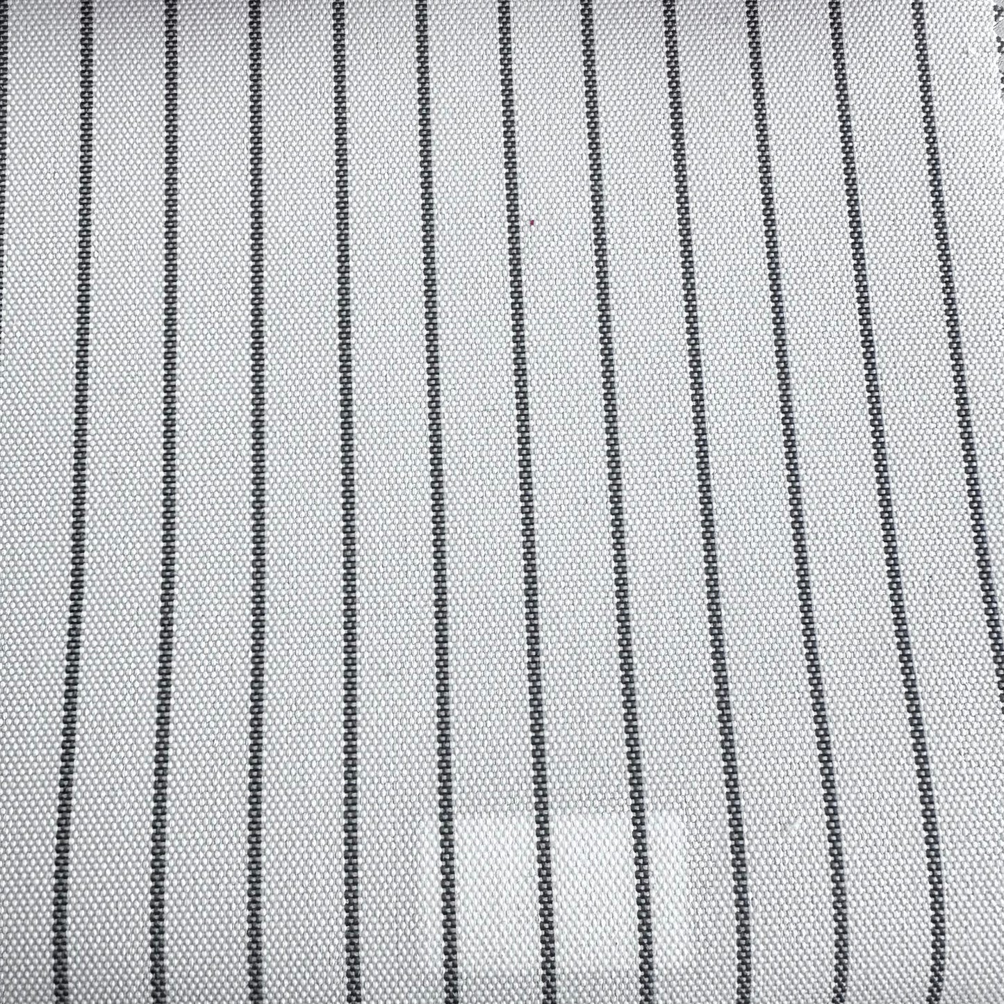 Material pentru exterior, alb cu dungi gri deschis